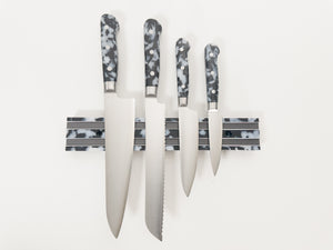Black/White Knife Set and Knife Magnet
